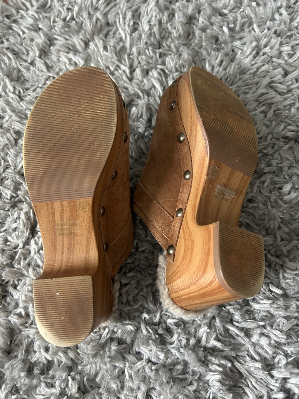 Women’s Brown Suede Clog Heels